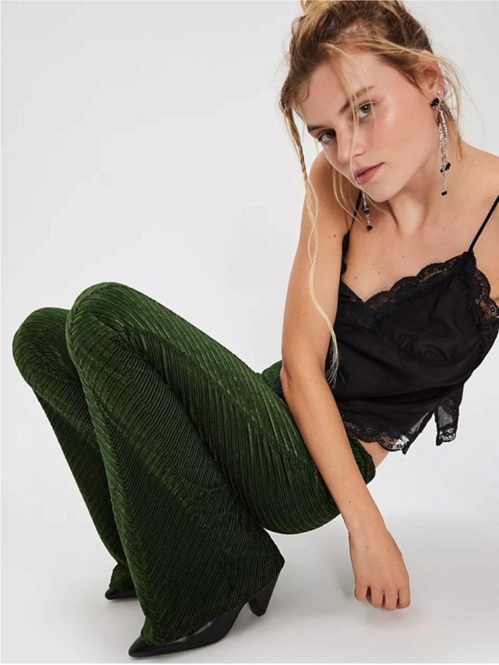 Free People Retro 70s Penny Pull-On Velvet Flare Pants Night Forest Green
Large - Picture 2 of 11